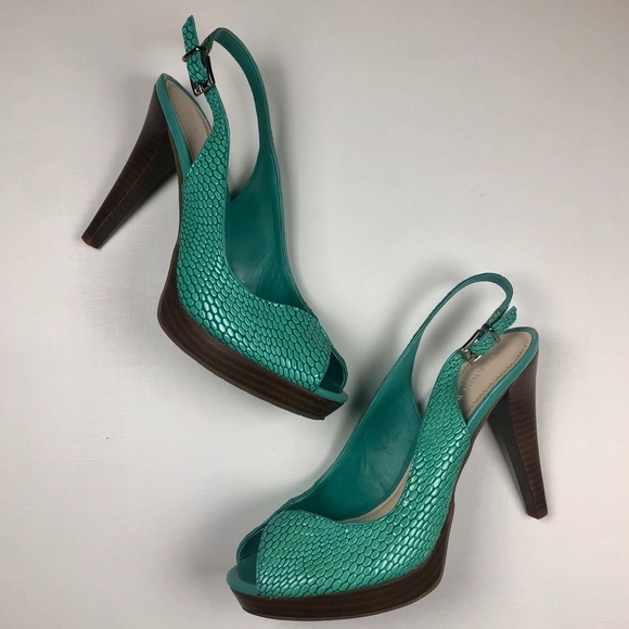 Gianni Bini Shoes - Gianni Bini green peep toe slingback heels 7.5